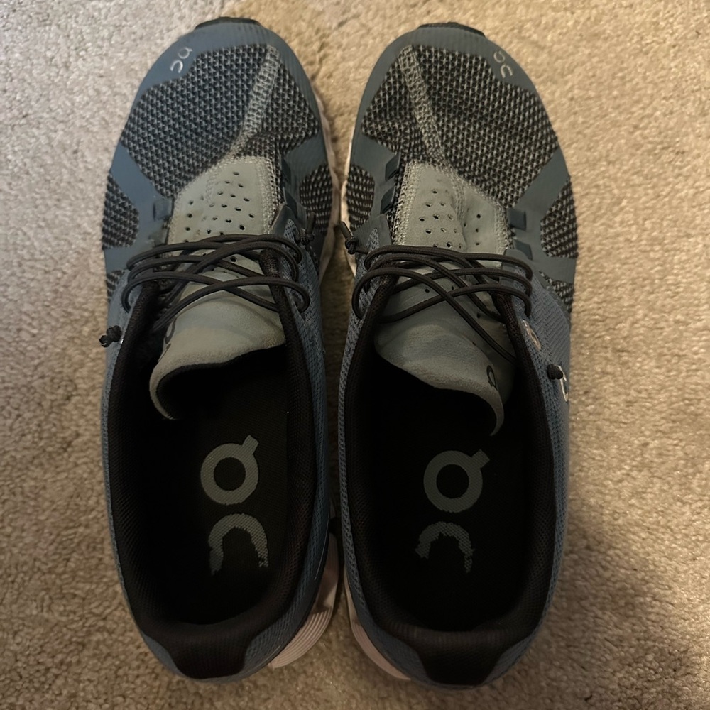 On Running Women’s Blue/Gray & Black Athletic Shoes